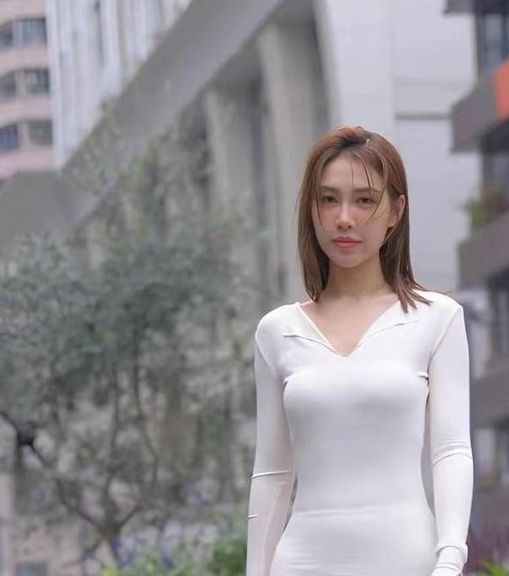 美女短裙小视频被爆更新了不少精品资源，网友：已经白嫖到手！