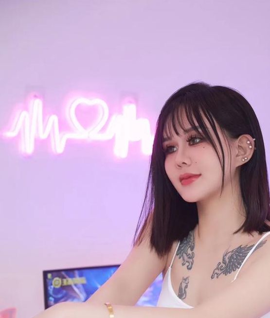 尤物在线精品视频免费版重归巅峰，网友：资源全部更新