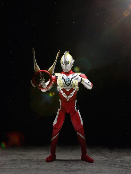 特利迦奥特曼免费版功能更加全面，网友：使用方便了