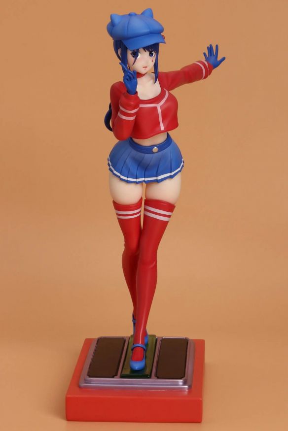 《米塔》精致1/6比例手办正式发布,展现蓝色短裙下迷人丰盈的腿部线条!
《米塔》精致1/6比例手办正式发布,展现蓝色短裙下迷人丰盈的腿部线条!