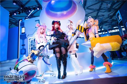 随着漫展的欢愉再次回归,2025年ChinaJoy由哔哩哔哩游戏带你尽情畅玩! 随着漫展的欢愉再次回归,2025年ChinaJoy由哔哩哔哩游戏带你尽情畅玩!