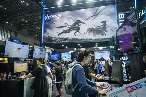 随着漫展的欢愉再次回归,2025年ChinaJoy由哔哩哔哩游戏带你尽情畅玩! 随着漫展的欢愉再次回归,2025年ChinaJoy由哔哩哔哩游戏带你尽情畅玩!