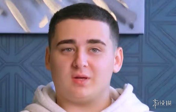 电竞巨头FaZe_Clan近期经历了一波成员大规模离职,众多资深主播纷纷选择退出组织。
电竞巨头FaZe_Clan近期经历了一波成员大规模离职,众多资深主播纷纷选择退出组织。