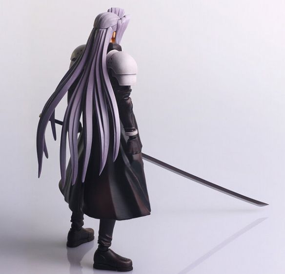1997年，最终幻想7中的经典反派萨菲罗斯，手办正式亮相：他的刀长得比人还更长！